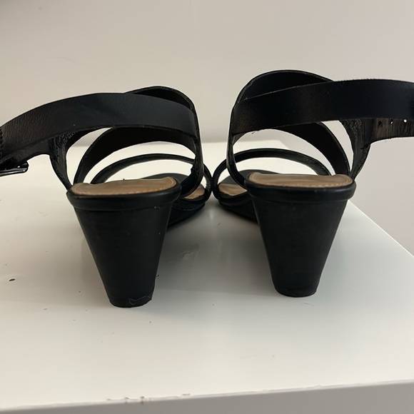 MICHAEL SHANNON Black Leather Wedge Strap Sandals size 8.5 US - Picture 4 of 6